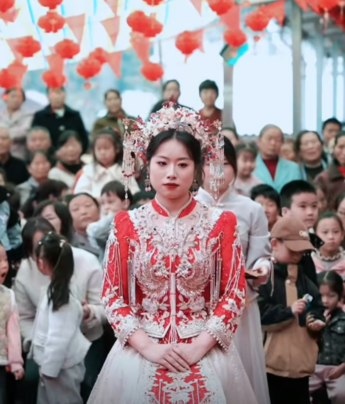 胡佩佩在抖音截图