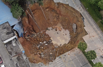 12·4深圳深江铁路施工地面坍塌事故
