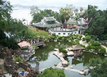 厦门二十名景-万石涵翠、大轮梵天等的合称