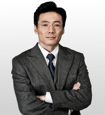 崔中石-《北平无战事》角色