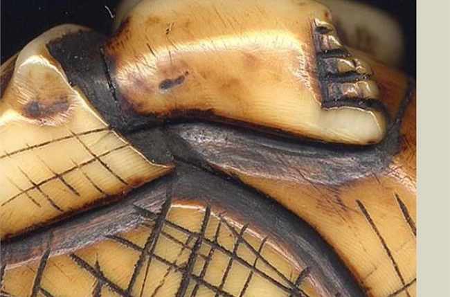 中国美術 時代物 老獨角鯨 歯牙 一角鯨 本鼈甲 杖 本物/長さ約90cm 中国美術 時代物 老獨角鯨 歯牙 一角鯨 本鼈甲 杖 本物/長さ約90cm