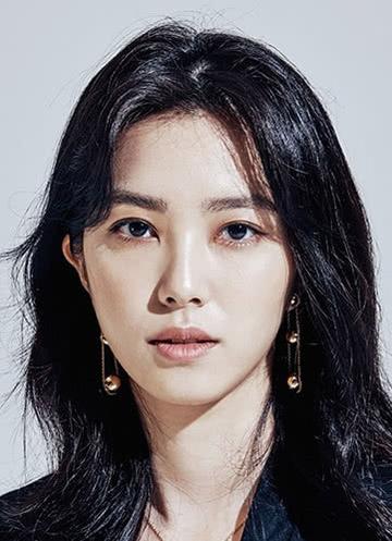 金允智-韩国女歌手