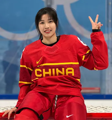 李千华-中国女子冰球运动员
