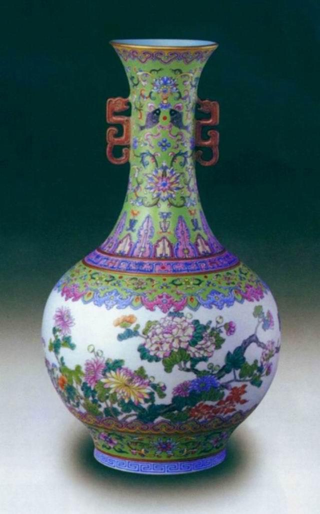 清乾隆粉彩折枝花卉纹双螭耳瓶- 抖音百科