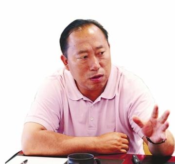 董勒成