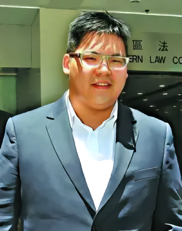 向佑-电影商人向华强的幼子