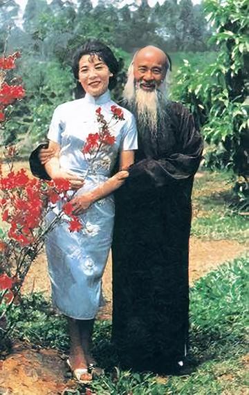 黄凝素-张大千二太太