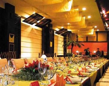 厦门天鹅大酒店-1995年创办的四星级酒店