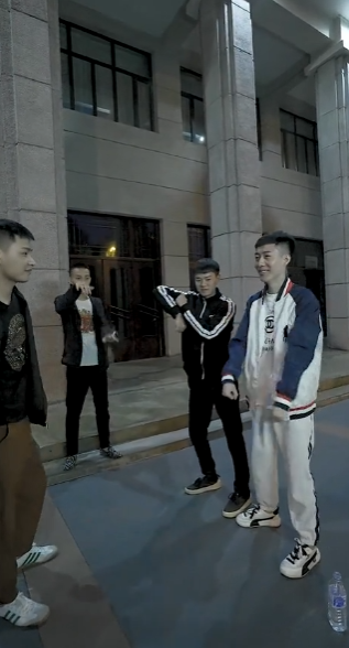 张诗尧抖音截图