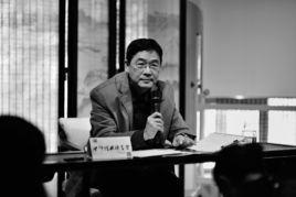 陈中梅-东南欧拉美文学研究室主任