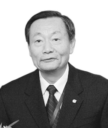 杨育中-中国中材集团公司外部董事
