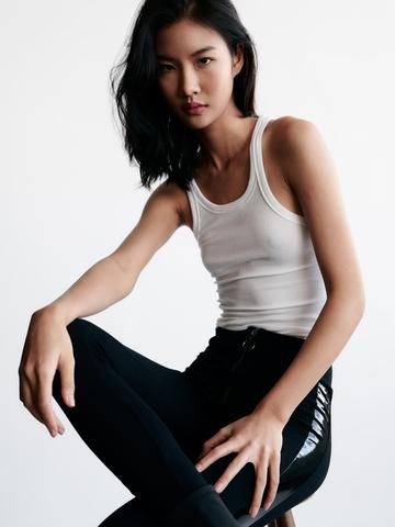 储镒恬-中国女模特