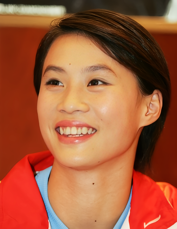 李婷
