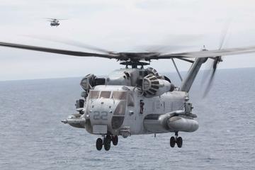 CH-53E直升机-1973年美国研制的军用直升机