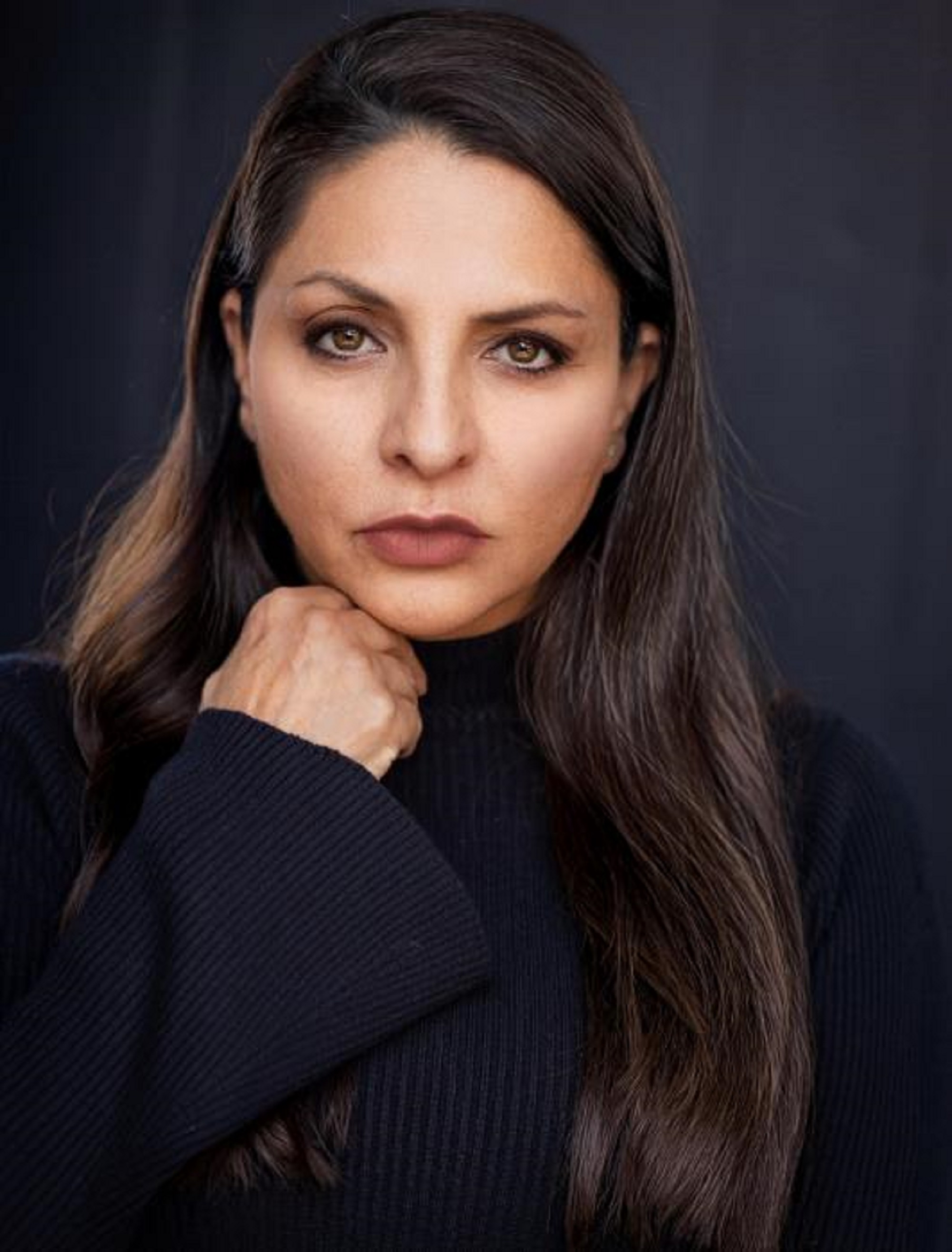 维罗尼卡·法尔孔- 抖音百科