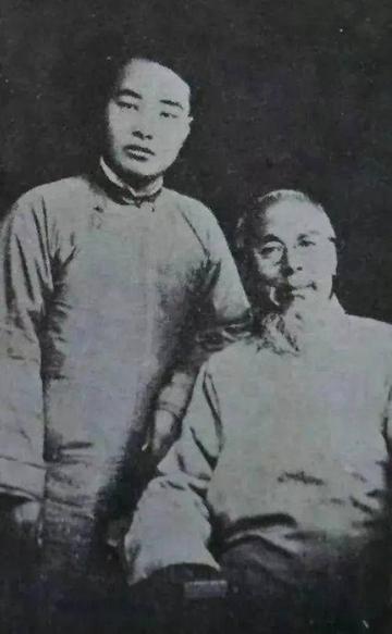 张江裁