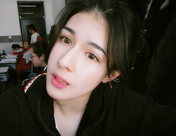 阿迪娜