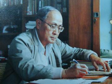 陈仲豪-原汕头大学图书馆馆长