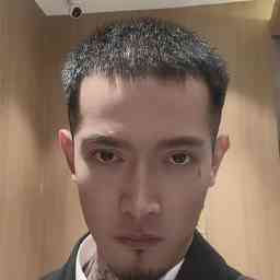 抖音网红aka刀枪不入 - 抖音