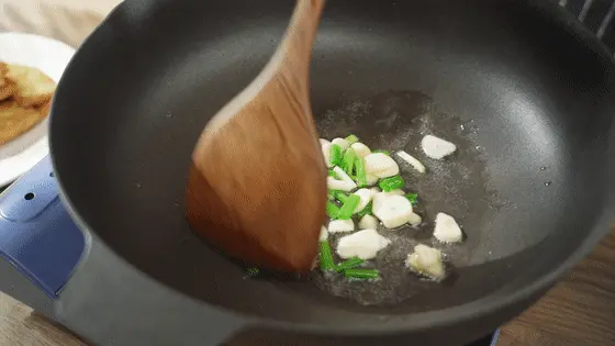 油豆腐