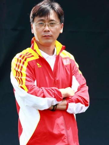 郭炳颜-中国足球协会男足青训部原部长