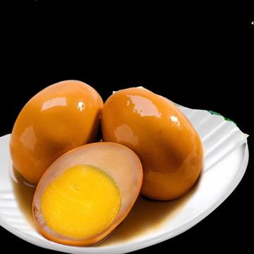 盐焗鸡蛋-用鸡蛋加盐焗制作而成的食品