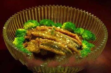 干驿炮蒸鳝鱼