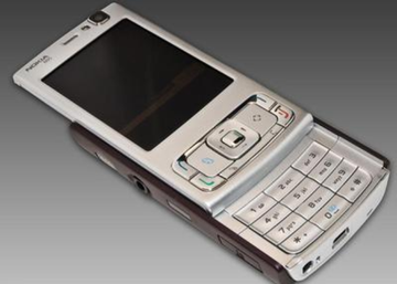 诺基亚N95-诺基亚于2006年9月推出的滑盖手机