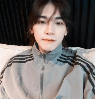 罗麦一