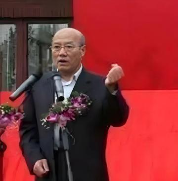 孟庆山-梅花集团董事长