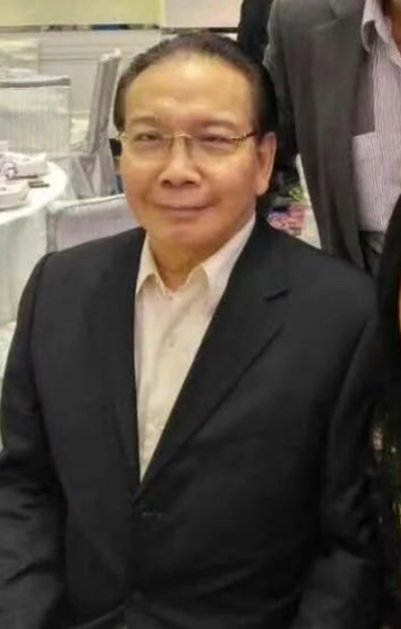 向华波