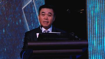 秦岭-原华融投资股份有限公司董事长