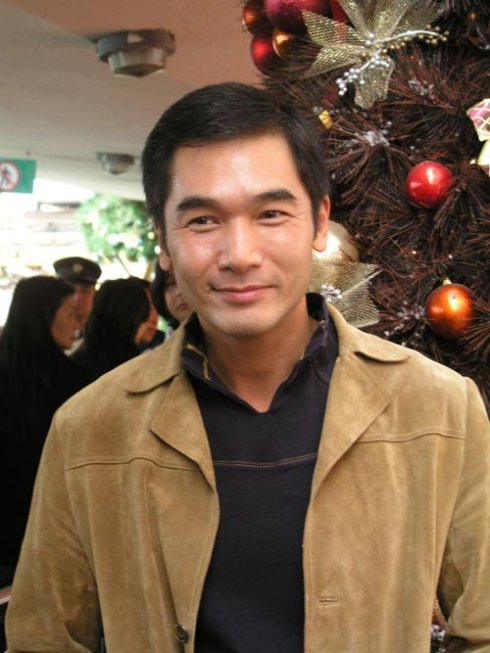 周公解梦，梦见老公熟睡中我温柔地将孩子递到他怀里