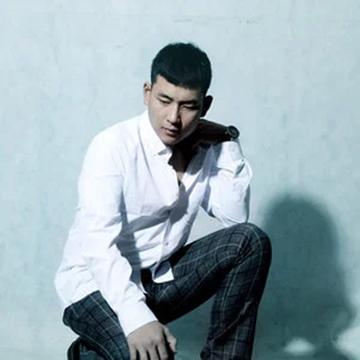 贾翼腾-中国内地男歌手