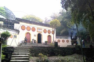 乌霞风景区-安徽省重要的火山地质研究地