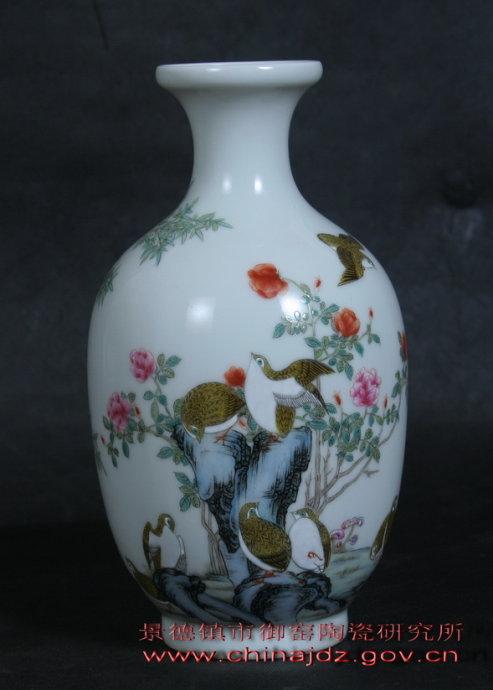 清乾隆珐琅彩竹菊鹌鹑图瓶- 抖音百科