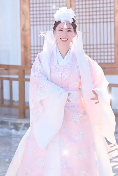 《尽情快乐，然后一定善良，如果活的足够长，终将看到命运把因果兑现》视频截图