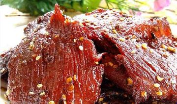 火鞭子牛肉-以牛后腿肉为主材制成的川菜