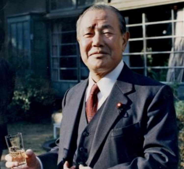 Amazon.co.jp: C59-065 行政法演習 Ⅰ 田中二郎 改訂版 有斐閣