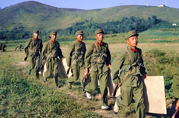 中国人民解放军1965式军服- 抖音百科 中国人民解放军1965式军服- 抖音百科