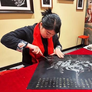 王婕-锲金画艺术家，锲金画非遗传承人