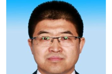 陈英松-内蒙古医科大学蒙医药学院院长