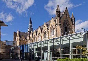 利兹大学商学院-利兹大学二级学院