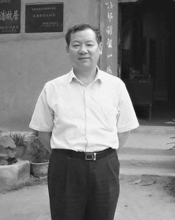 任蒙-武汉市作协主席团成员