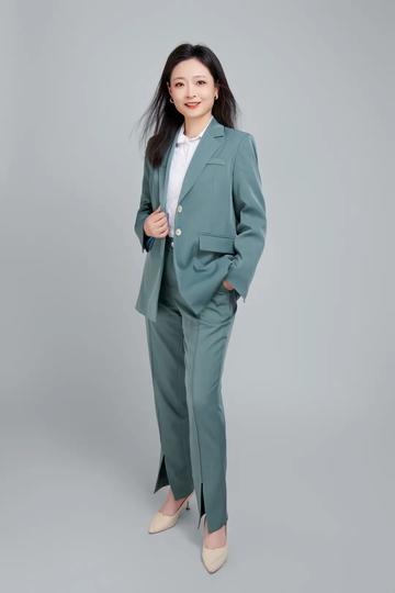 姚雯