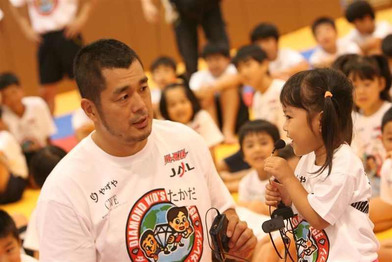 【超レア】高田延彦 引き出物 ダンベル 超レア】高田延彦 引き出物 ダンベル - メルカリ