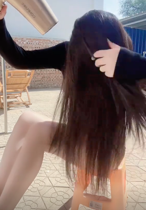《第一批回家过年的人已到位，就等媒婆上门了》视频截图