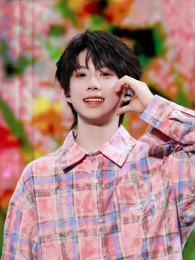 陈奕恒- 抖音百科