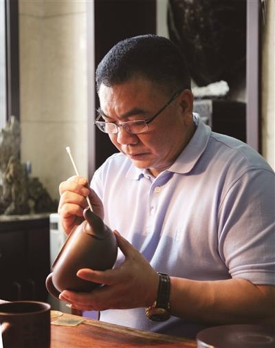 中国古玩 季益順　西施紫砂急須1個 中国古玩 季益順 西施紫砂急須1個 （季益顺- 抖音百科）