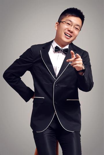 杨洲-原黑龙江电视台主持人